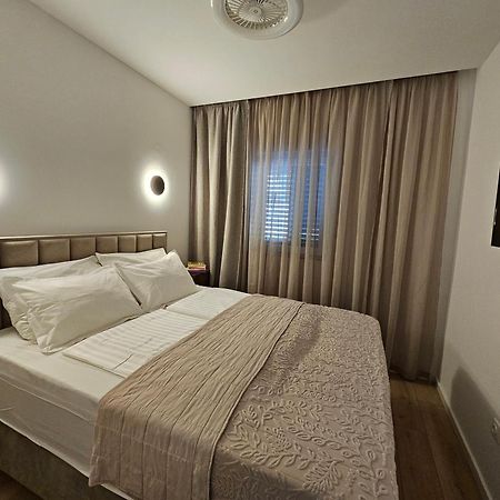 Charming Seaside Apartments Noa & Jakov, Zaboric Sibenik Exterior photo