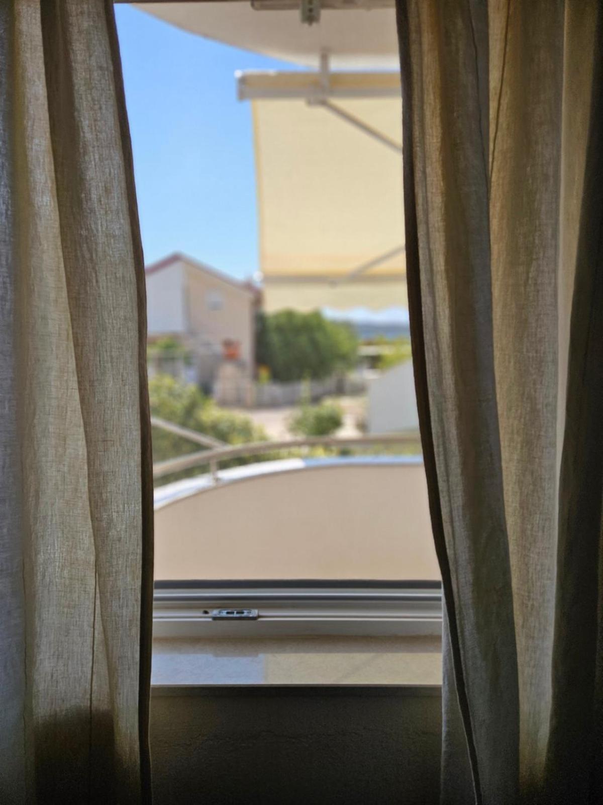 Charming Seaside Apartments Noa & Jakov, Zaboric Sibenik Exterior photo